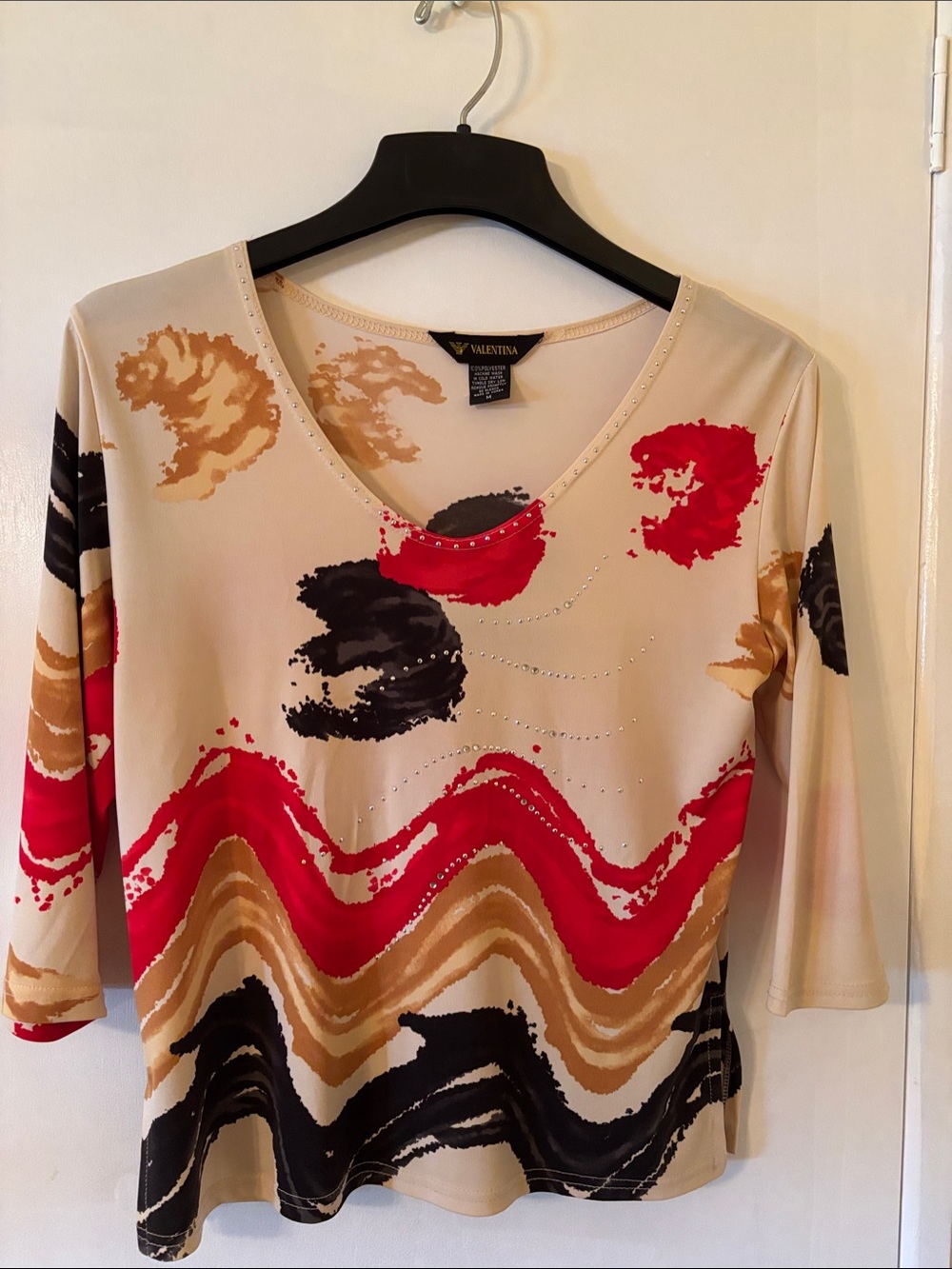 Valentina Beige 3/4” Sleeve V-Neck Top with Red, Black & Tan Abstract Print